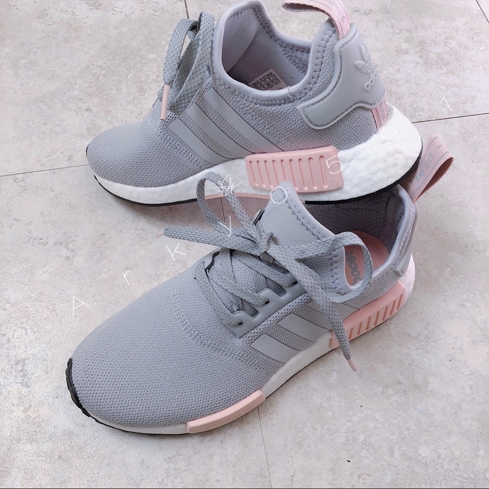 [NFS] Adidas Women NMD R1 Clear Onix / Vapour Pink
